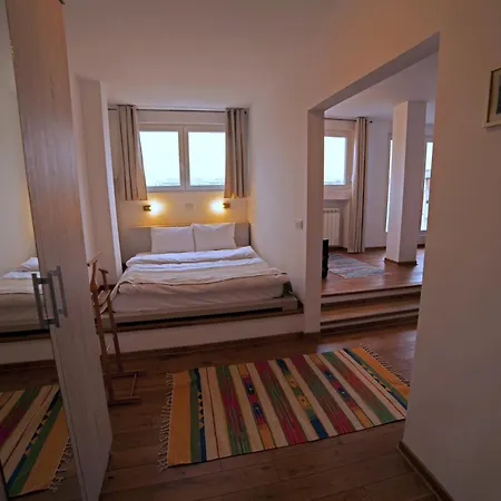 Arena Penthouse Apartament *