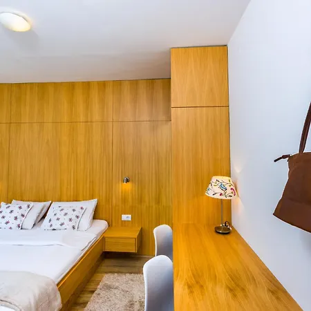 Arena Penthouse Διαμέρισμα Βελιγράδι